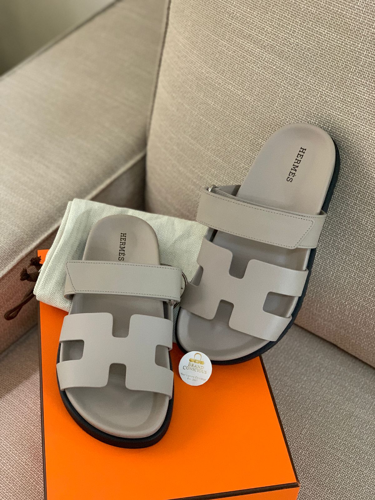 Hermes Oran Etoupe Size 37 - BrandConscious Authentics