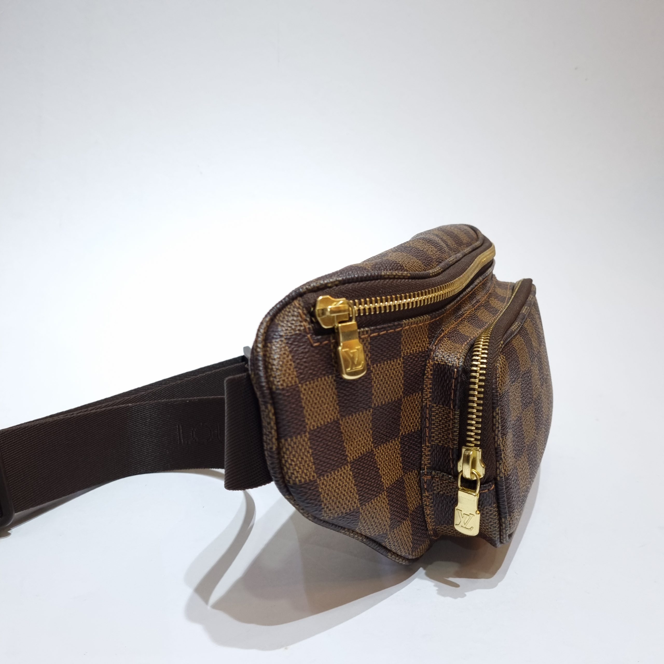 Louis Vuitton Damier Ebene Melville Bum Bag - Brown Waist Bags, Handbags -  LOU717247