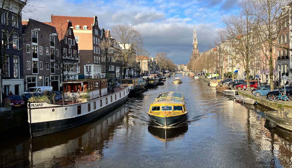 Amsterdam Stadtführung mit dem Boot (Bild von reiseknopf)