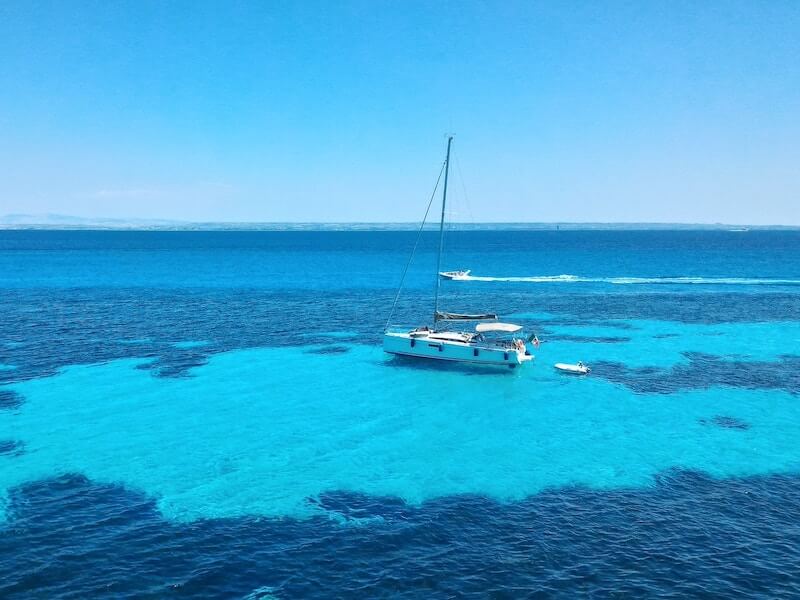 Insel Favignana Bue Marino Bucht Sizilien (Bild von Unsplash von Antonio Sessa)