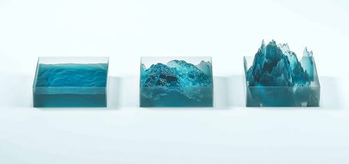 3D Illustrations by Sariselka – Displaced Ocean Water Waves