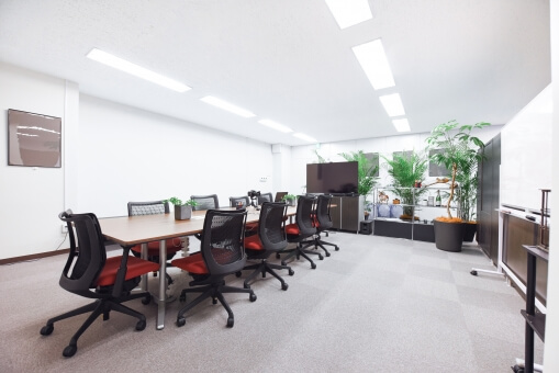 静かすぎるオフィス 多少の音が流れるだけで仕事の効率上がると思った 文系ノースキル 営業職を辞める 静かすぎるオフィス 多少の音が流れるだけで仕事の効率上がると思った 文系ノースキル 営業職を辞める