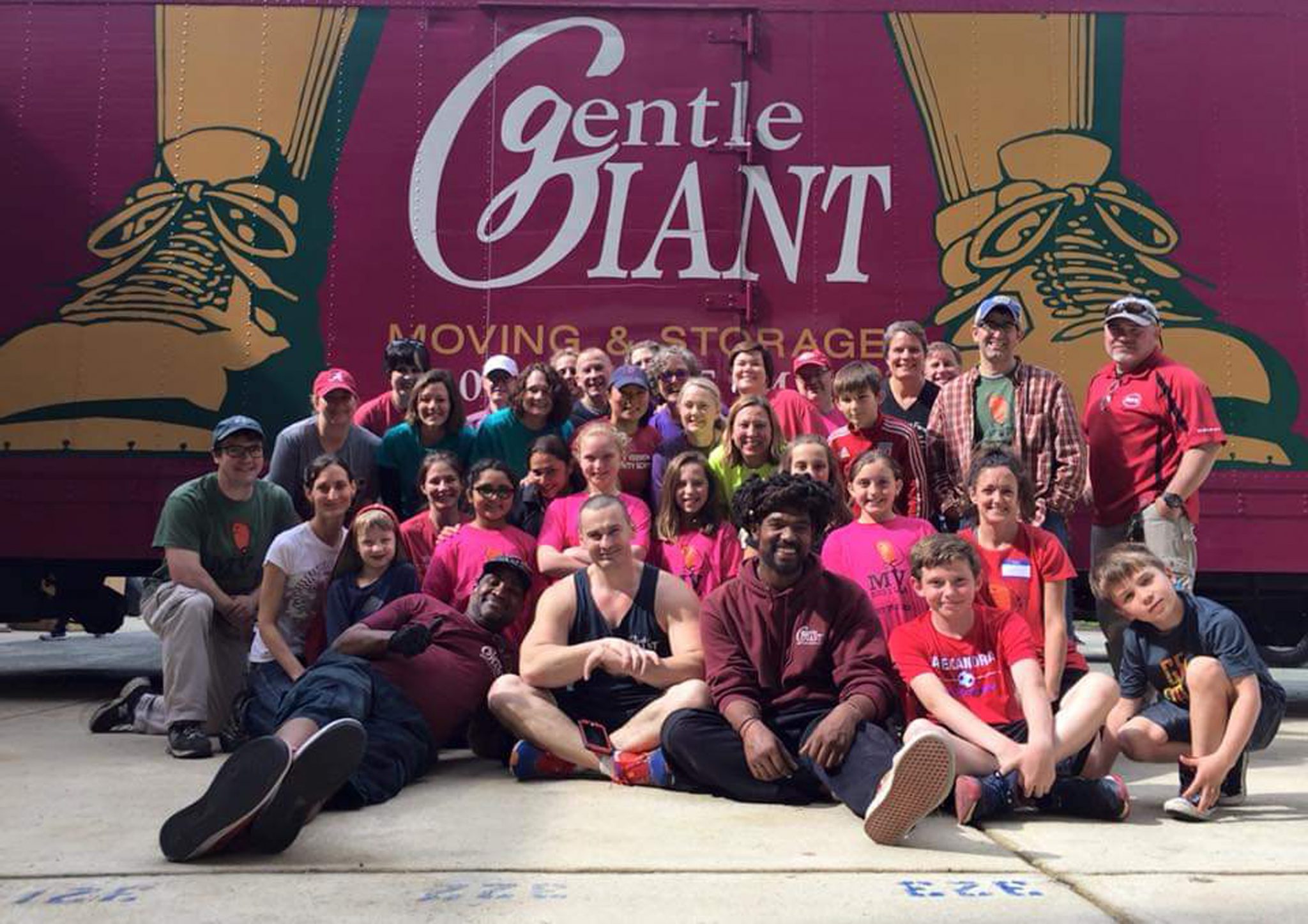 DONATIONS WANTED Alexandria School's Flea Market Supports Students and