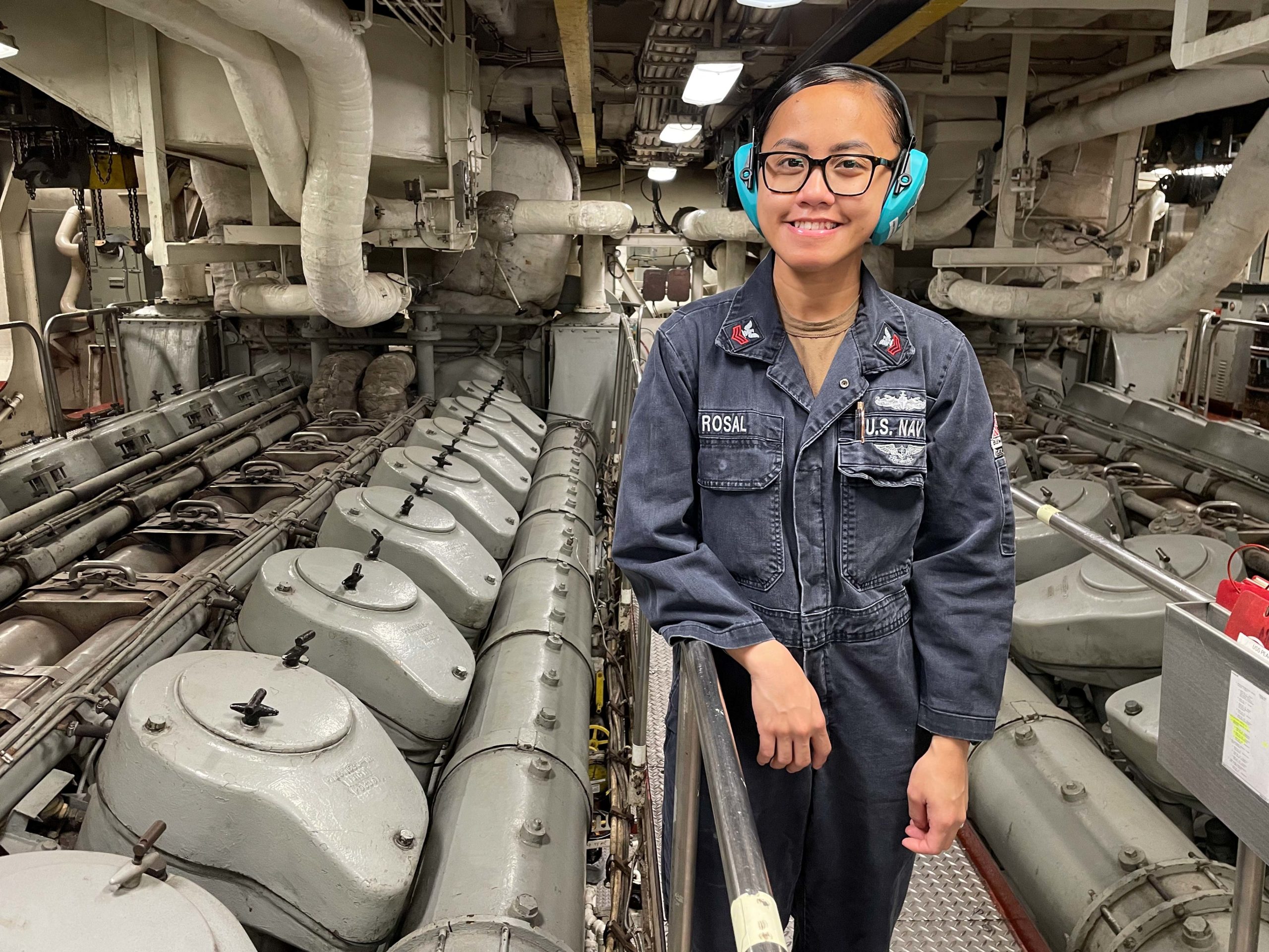  Petty Officer 1st Class Maria Rosal joined the Navy for the opportunities the military provides. (Photo: U.S. NAVY)