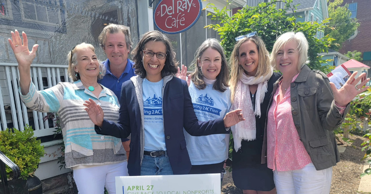 Del Ray Café Celebrating 10th Anniversary by Giving Back in a Big Way