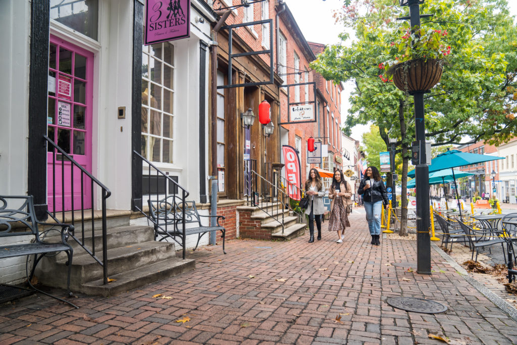 Pennsylvania's Pride – Old town crier