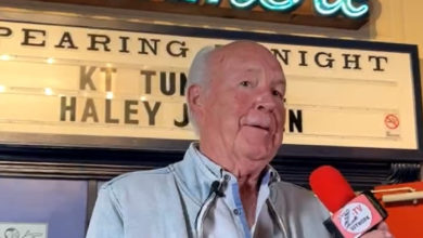 Gary Oelze, owner o The Birchmere. Photo by Lucelle O'Flaherty.