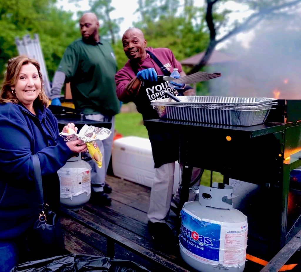 Vice Mayor Amy Jackson with Grill Master Police Officer Bennie Evans