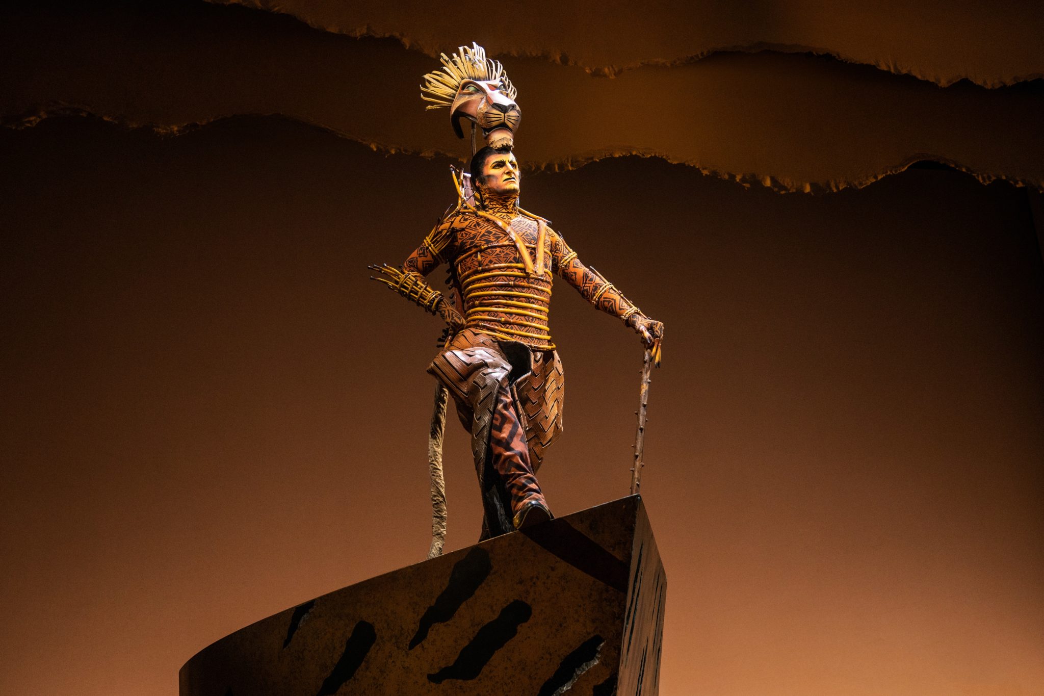 Peter-Hargrave-as-Scar.-The-Lion-King-North-American-Tour-©Disney.-Photo-by-Matthew-Murphy