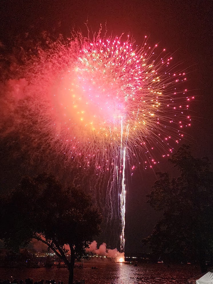 Fireworks on the Potomac. (photo Judith Fogel)