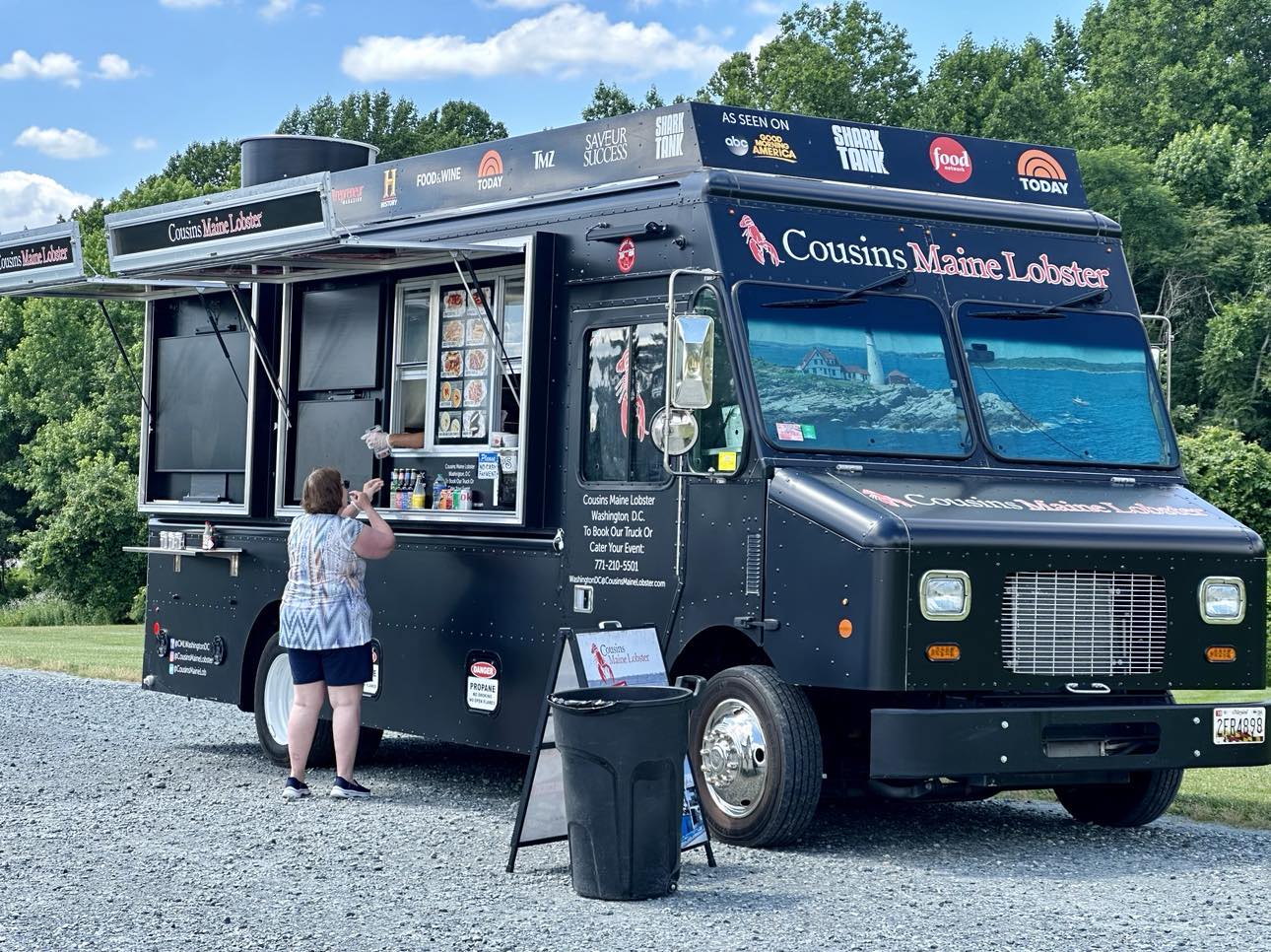 Black food truck