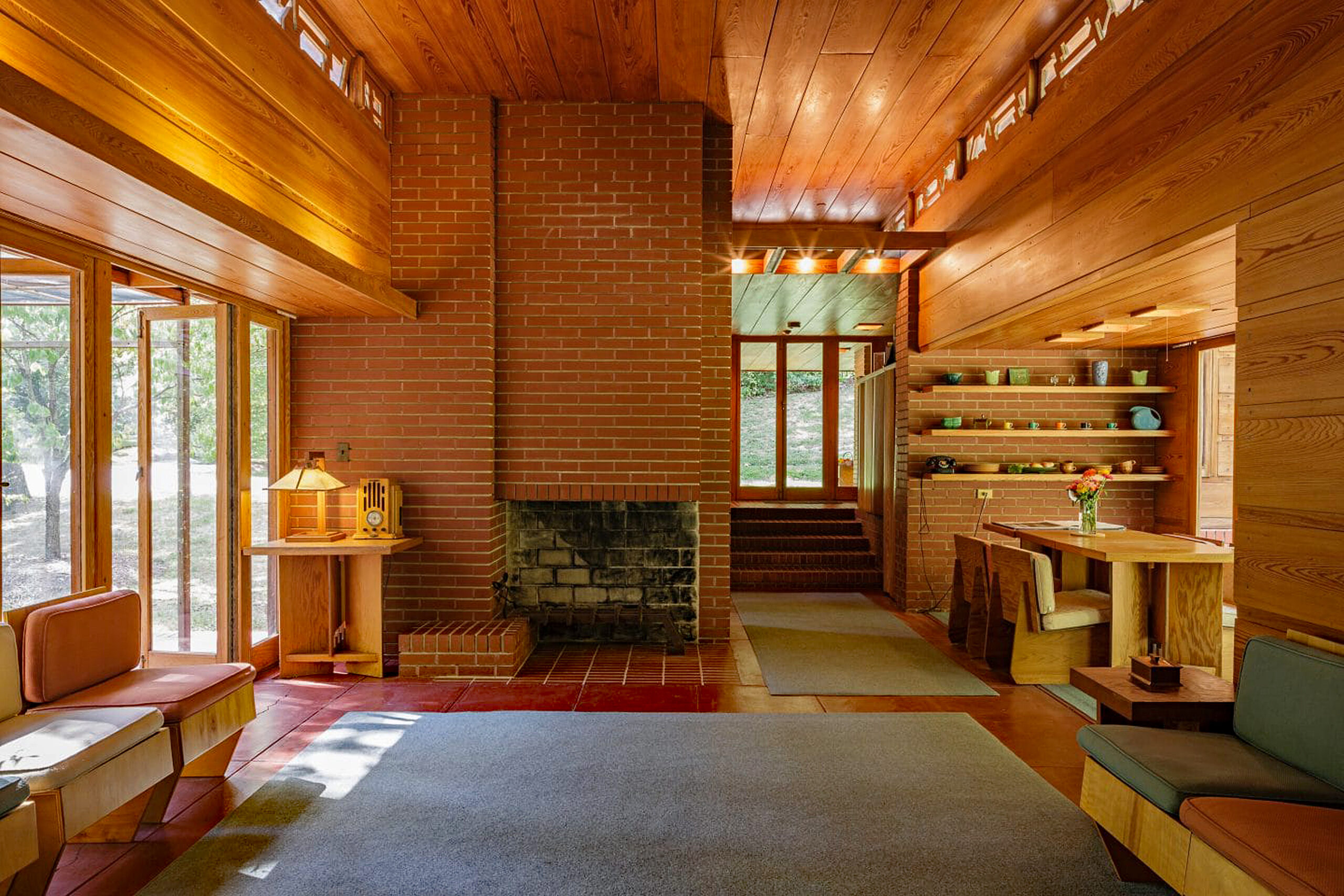 P LH interior cr Lincoln Barbour FLW Foundation P LH interior cr Lincoln Barbour FLW Foundation