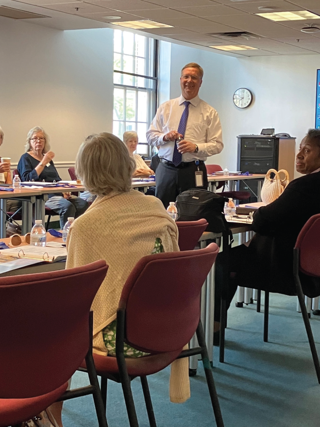 jimpCity Manager Jim Parajon Speaks to the Senior Academy Class. Courtesy photoarajon