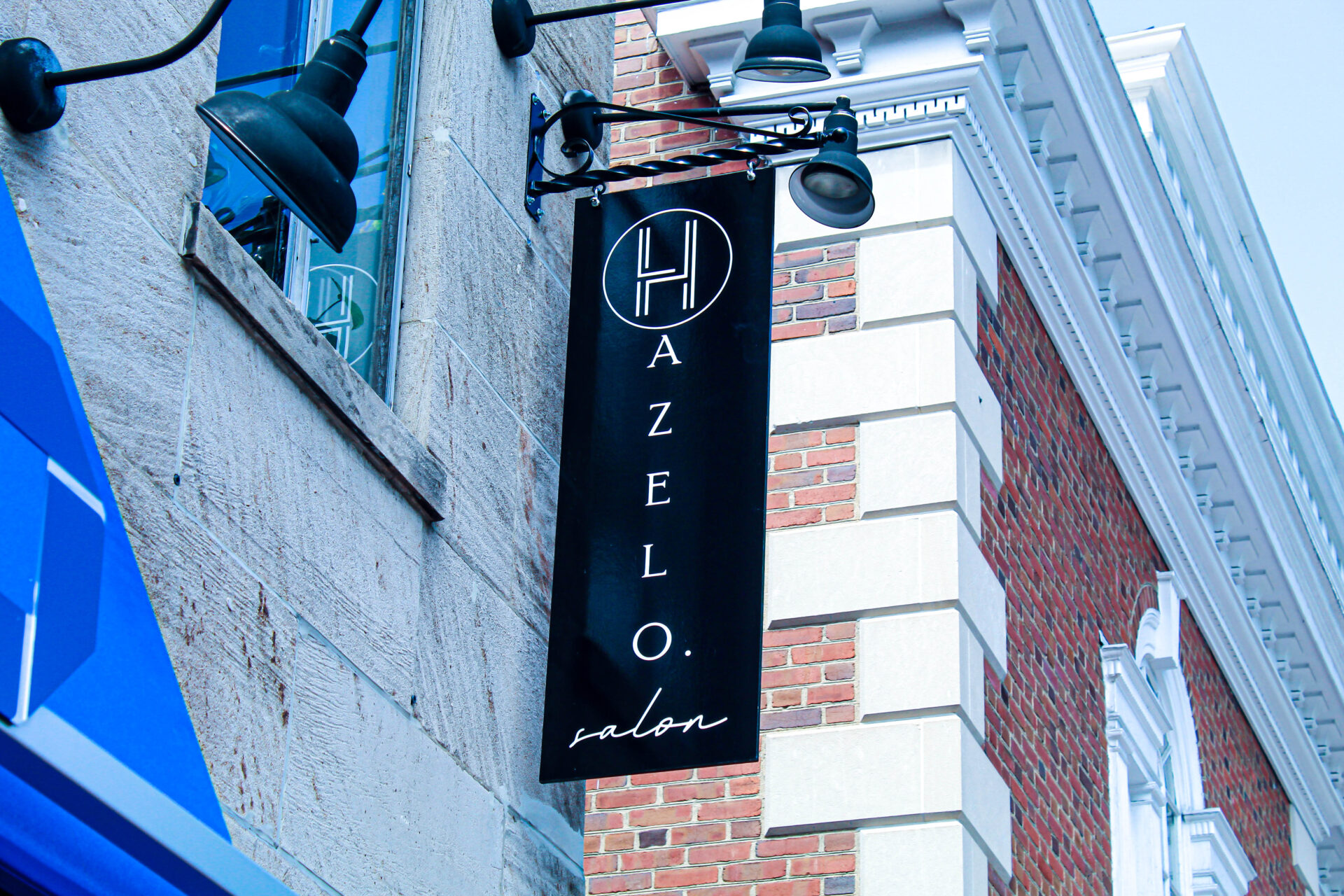 Hazel O Salon and Queer Eye The final season opens with a powerful transformation at Hazel O. Salon in Old Town Alexandria, as Jonathan Van Ness creates distinct, confidence-boosting hairstyles for sisters Dorriene and Jo Diggs — honoring each woman’s individuality and leaving both feeling revitalized.