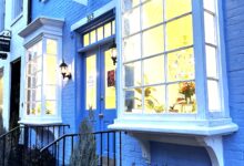 Ariella Shoshana Blue Building Perfume Store Exterior