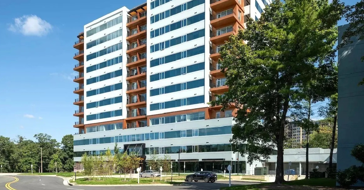 Exterior view of CommonWealth One Federal Credit Union’s new Seminary Road branch in Alexandria, Virginia, adjacent to the Mark Center