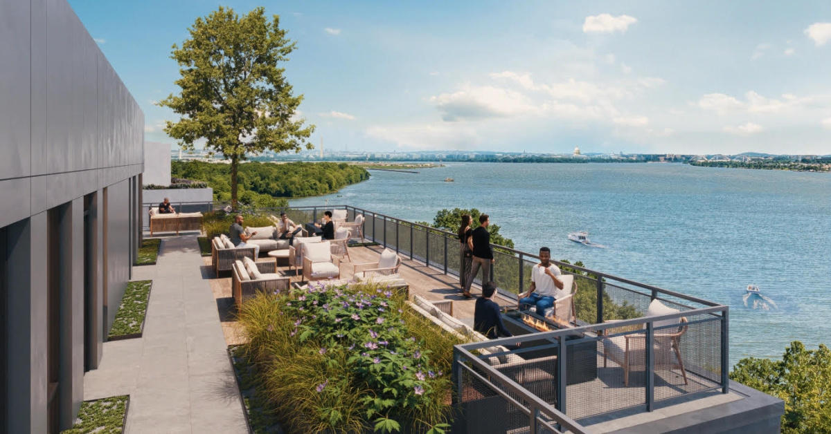Patio of The Residences at Tidelock with Potomac River view. FI