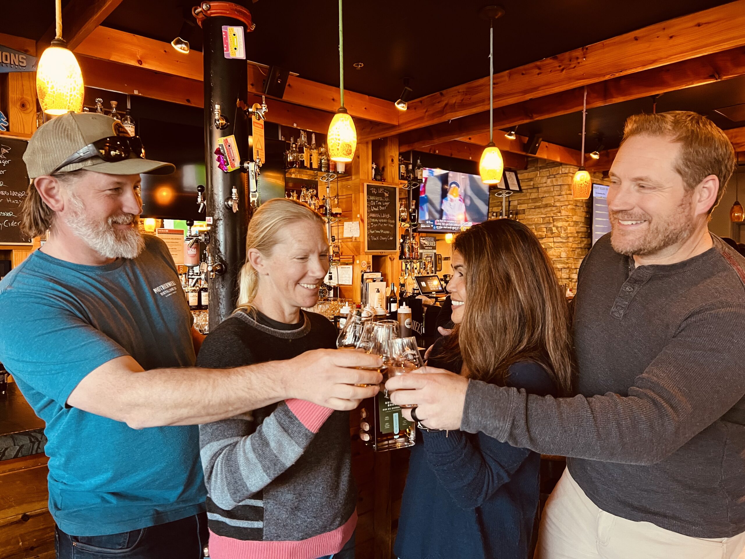 IMG 3955 L-R: Motherwell owners Vince, Marcy, Andrea, and Adam at Del Ray’s Pork Barrel raise a glass to the values of Craft, Creativity, and Collaboration.