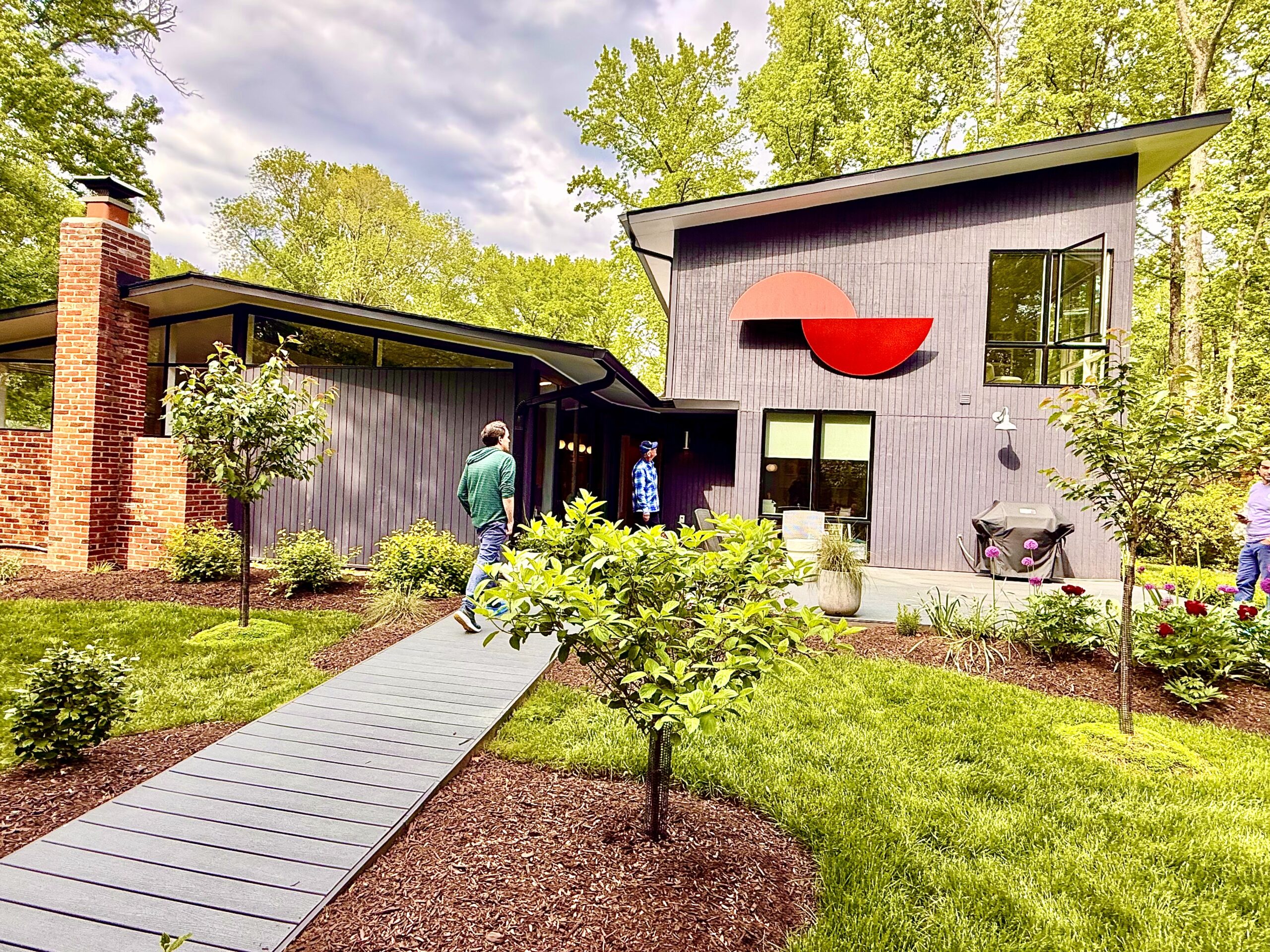 ArtNewZJune02 The enchanting home and studio of artist Jim Murrin was the star of the 2026 Hollin Hills Home and Garden Tour. Photos Scott MacConomy