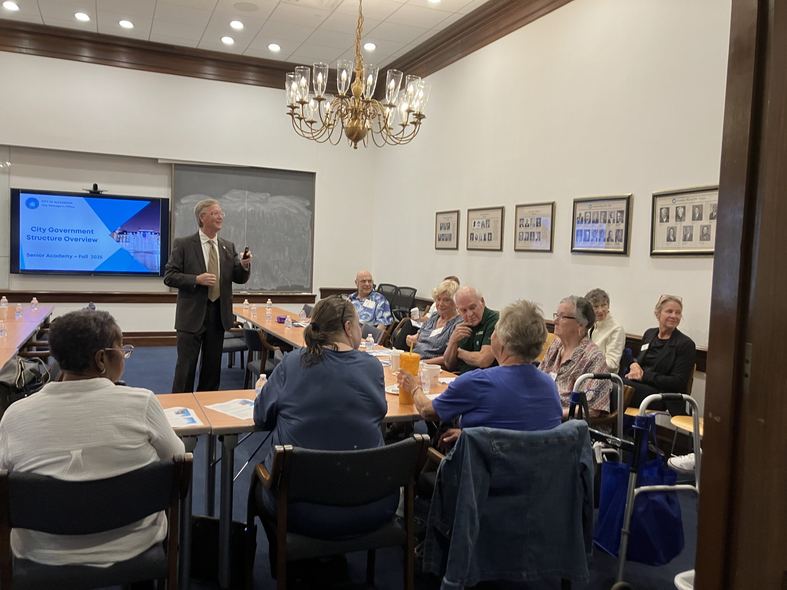 City Manager Jim Parajon speaks to the Senior Academy Class. Courtesy SSA