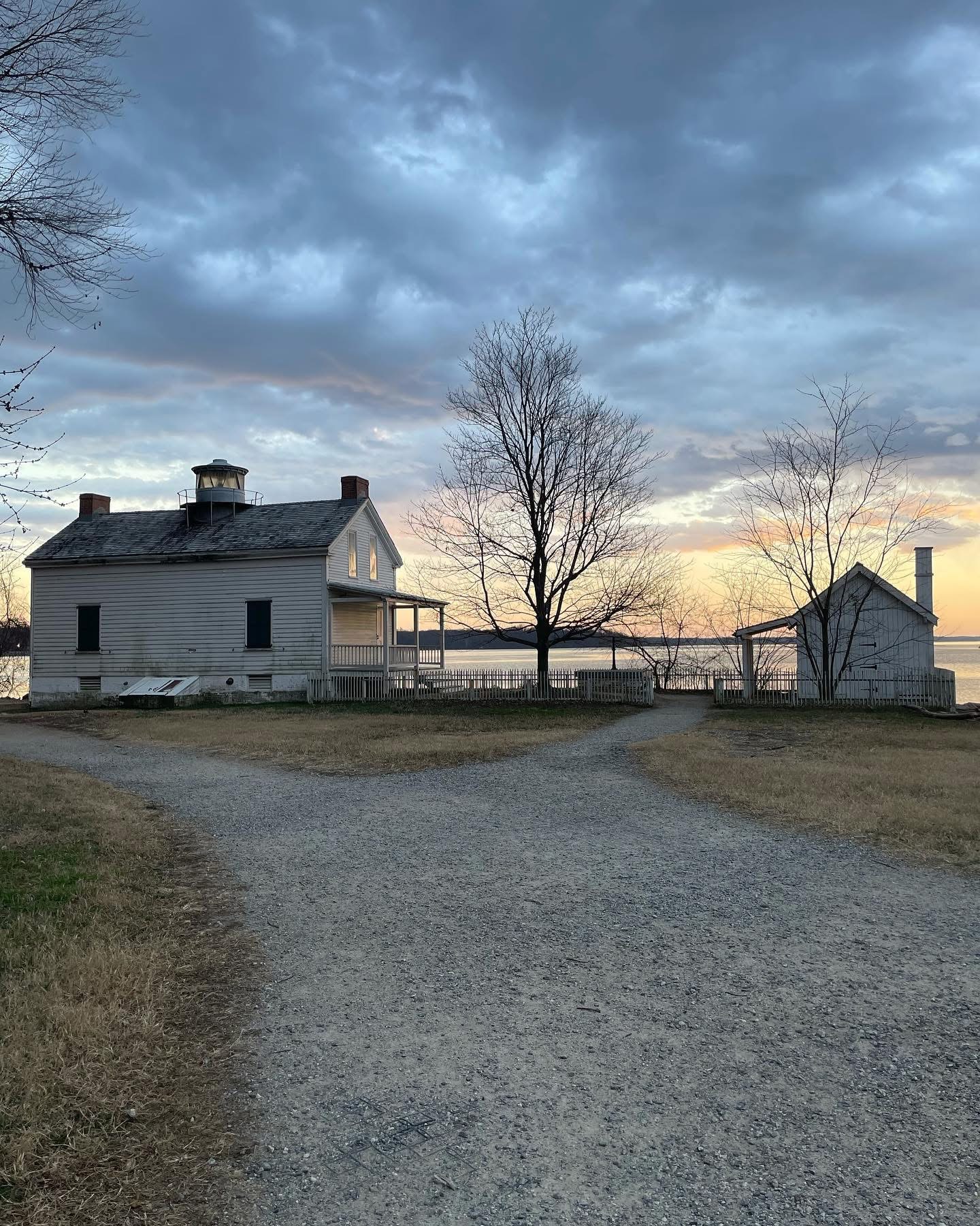 Photo1 lighthouse