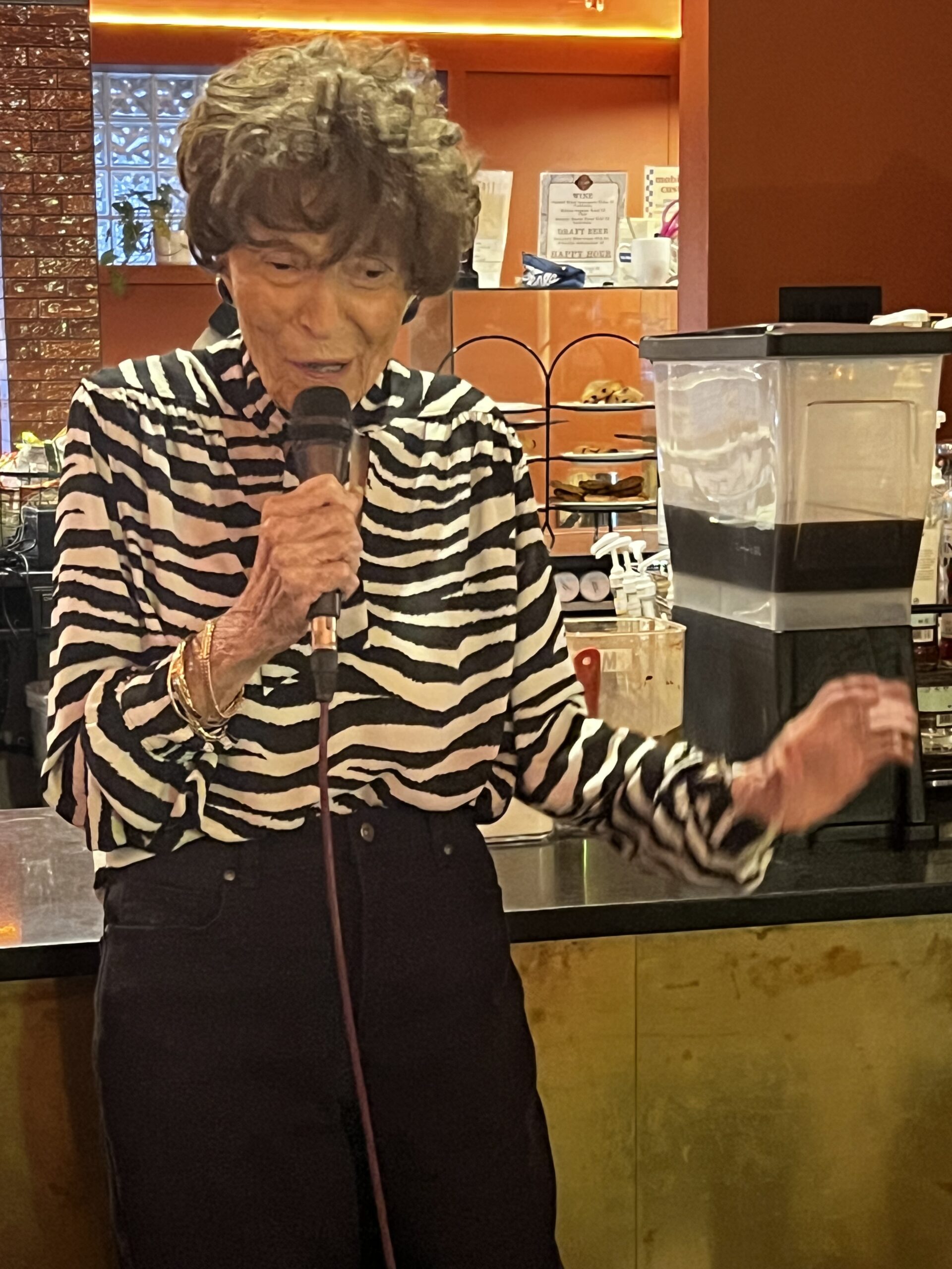 Pat McArtor Singing