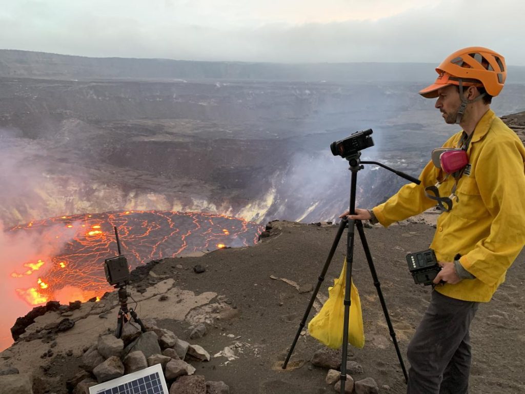 El Volc N Hawaiano Kilauea Hace Erupci N Chema Tierra