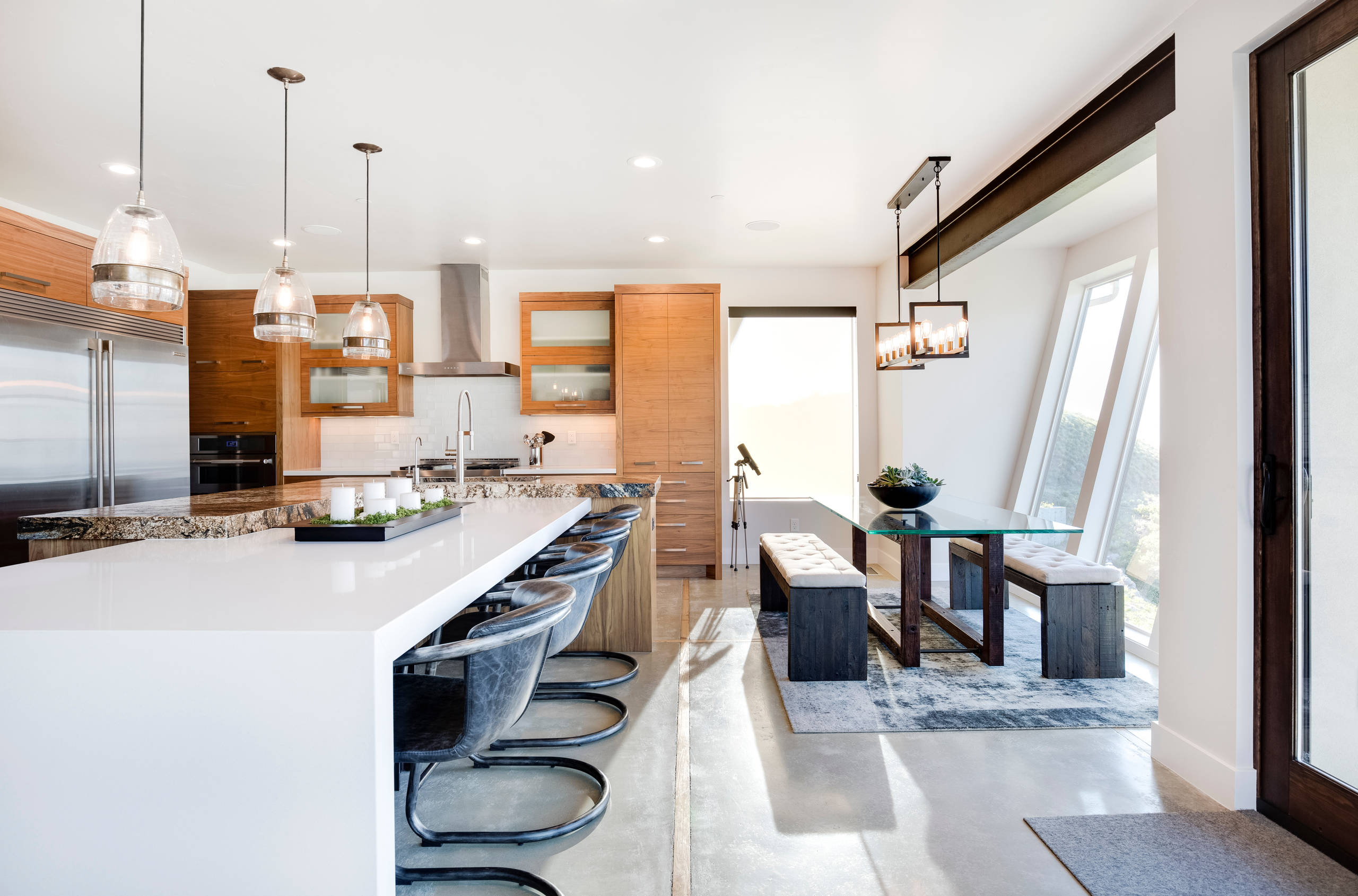 Experience a Jaw-Dropping Rockies Retreat Courtesy of Ezra Lee Design ...