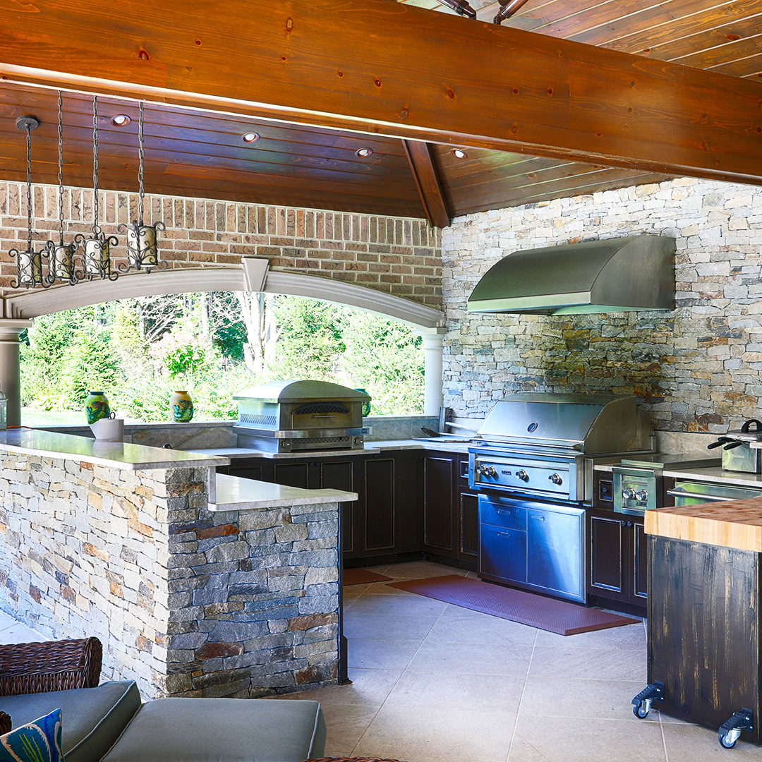 Custom Pools Long Island - Outdoor Kitchens Design & Installation