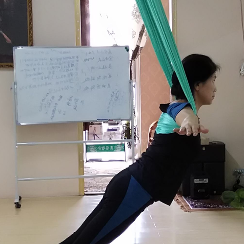 2、吸引人們練習瑜伽的廣告