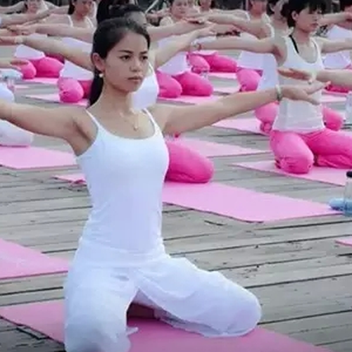 4、如果你想練瑜伽,深圳最好的瑜伽館是哪家?