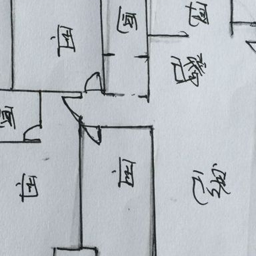 2、屋北有山,南有水,東有水,東西有路