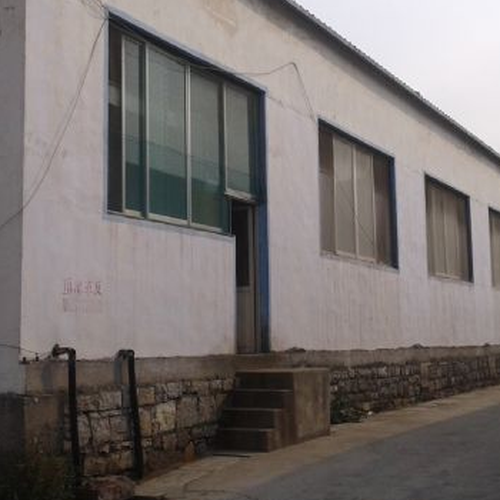 2、廠房,大門超南,位於村內,大門左側是辦公室,右側有水龍頭這會影響風水嗎?我賣了一個太極凸面鏡,應該掛在那裡