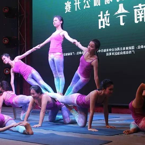 3、南寧最好的瑜伽教練培訓學校是哪家?