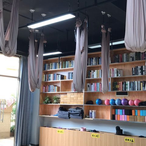 4、南寧信陽附近哪裡有更好的瑜伽館? ,,
