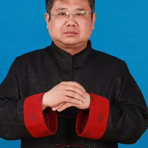 2、風水大師云龍子談蛇年十二生肖的運勢