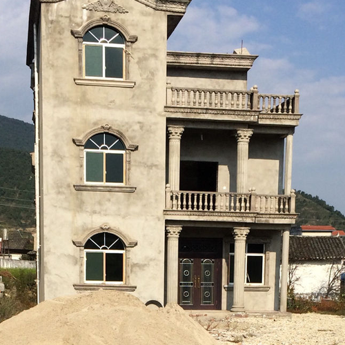 2.在祖屋前蓋房子,開後門撿祖屋需要一天時間 風水好嗎?