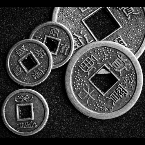 1、身上帶5個硬幣吸引偏財,風水5星/分鐘2分5分硬幣怎麼用