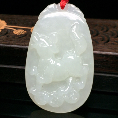 2、屬狗年的人可以戴玉兔嗎?