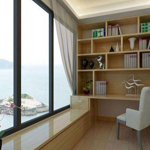 4、風水問題最好把書桌放在陽台上嗎?