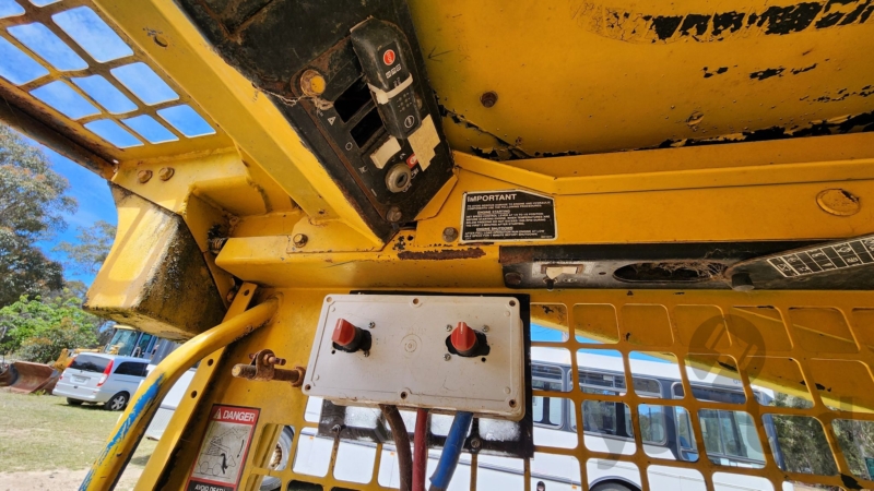 New Holland LX885 Turbo - Detail view 24 in NSW