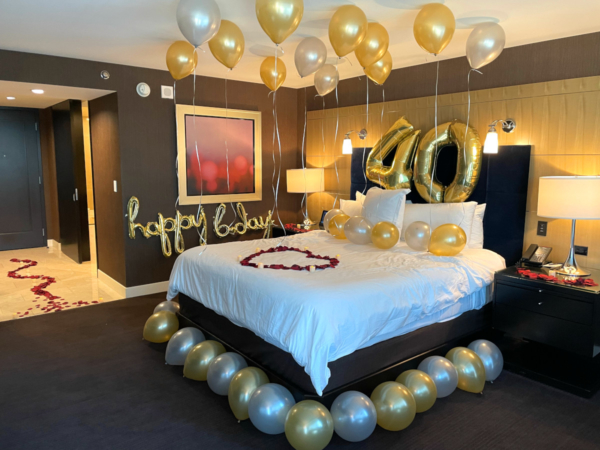 Decorate A Hotel Room For Birthday