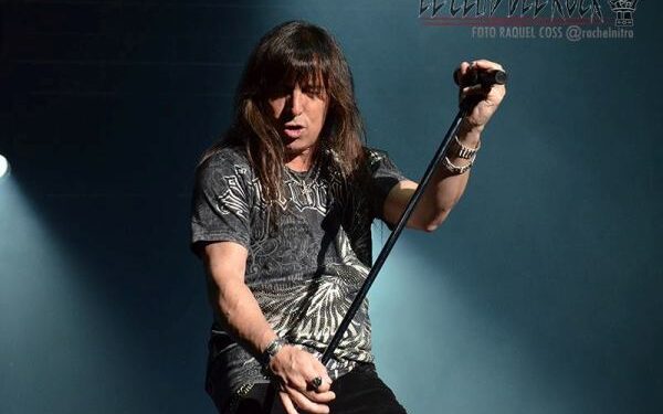RATA BLANCA VITOREANDO 25 AÑOS EN EL PEPSI CENTER WTC