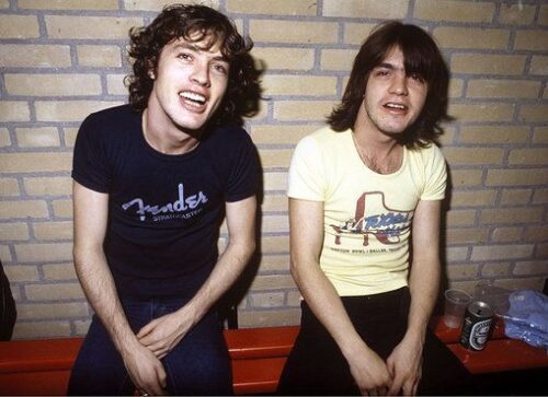 Angus y Malcolm Young