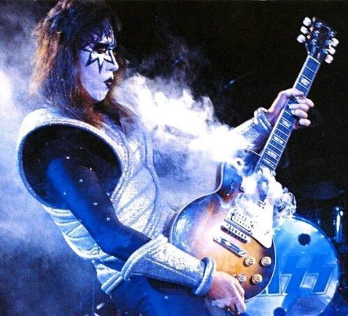 Ace Frehley Foto kissarmyspain com