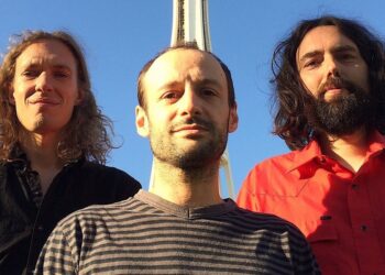 Mars Red Sky  y sus inercias psicodélicas en Apex III (Praise for the Burning Soul)