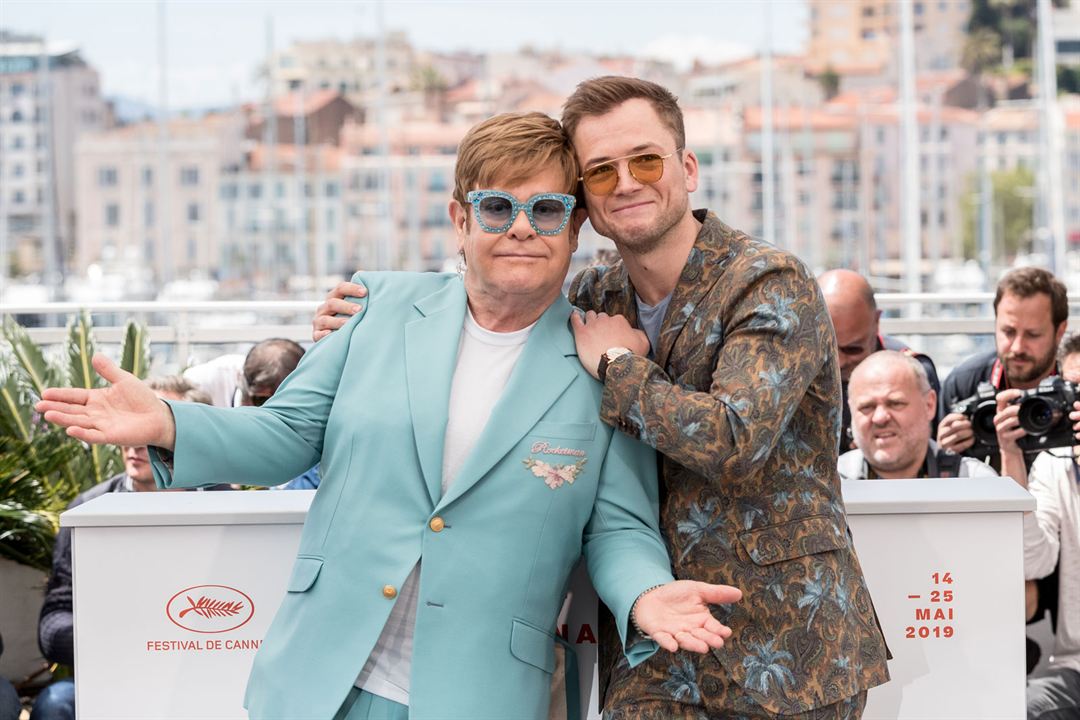 Escucha la colaboración de Elton John para The Pink Phantom de Gorillaz Elton John