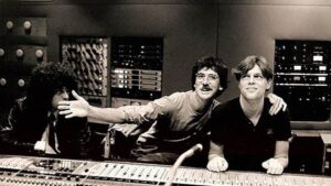 A 37 años de Clics Modernos de Charly García, uno de los mejores discos del rock latino de la historia 7b3d419d charly garcia 3