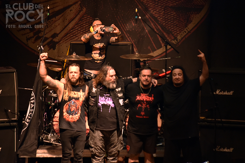 Max e Iggor Cavalera en el Circo Volador: 25 años echando raíces dd9efdab max iggor por raquel coss 6