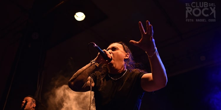 Brujeria en el Circo Volador, breve crónica de la misa negra en CDMX 069bca6b deathmask 1